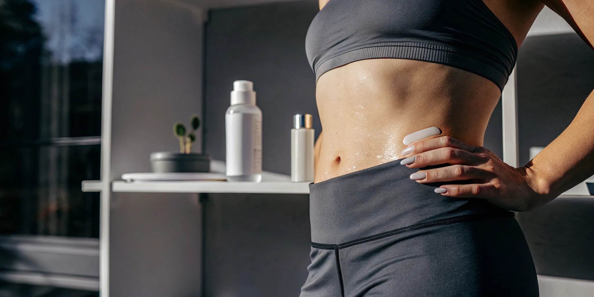 Visible stretch marks on a woman's stomach after weight loss.
